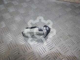 Кронштейн бампера заднего Ford Focus III 2011 - 2019
