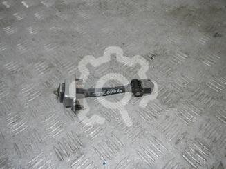 Ограничитель двери Ford Fusion 2002 - 2012