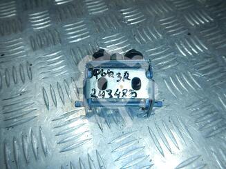 Петля двери багажника Ford Fusion 2002 - 2012