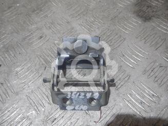 Петля двери багажника Ford Fusion 2002 - 2012