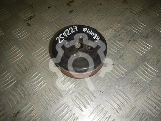 Шкив водяного насоса (помпы) Ford Fusion 2002 - 2012