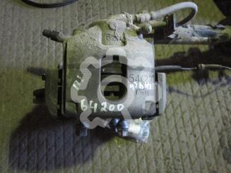 Суппорт передний левый Ford Fusion 2002 - 2012