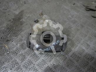 Суппорт передний правый Ford Fusion 2002 - 2012