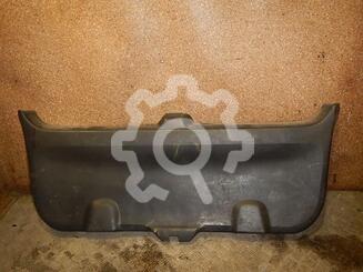 Обшивка двери багажника Ford Maverick II 2000 - 2007