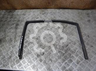 Уплотнитель стекла двери Ford Mondeo III 2000 - 2007