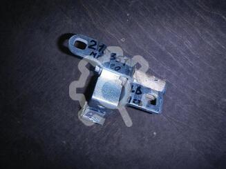 Петля двери передней Ford Mondeo IV 2007 - 2015