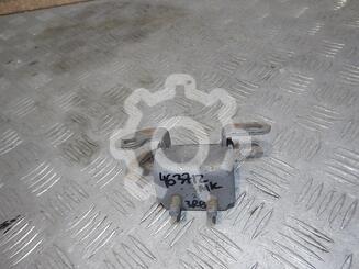Петля двери Geely MK c 2008 г.