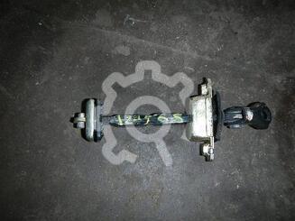 Ограничитель двери Geely MK c 2008 г.