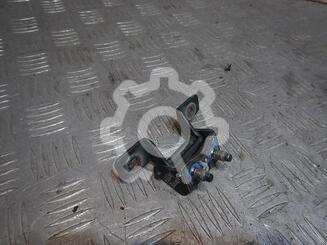 Петля двери багажника Hyundai Elantra III [XD] 2000 - 2010