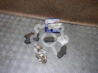 Колодки тормозные передние к-кт Hyundai Elantra III [XD] 2000 - 2010