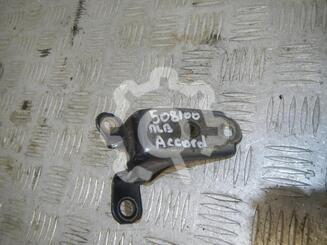 Петля двери передней Honda Accord VII 2002 - 2008