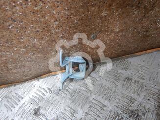 Петля двери багажника Hyundai Getz 2002 - 2011