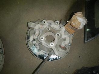 Кулак поворотный задний правый Honda CR-V III 2006 - 2012
