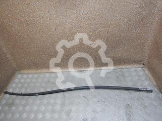 Уплотнитель капота Hyundai Tucson I 2004 - 2010