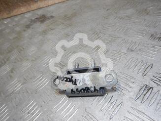 Петля двери багажника Hyundai Tucson I 2004 - 2010
