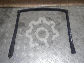 Уплотнитель стекла двери Iran Khodro Samand c 2003 г.