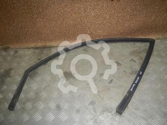 Уплотнитель стекла двери Iran Khodro Samand c 2003 г.