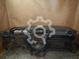Торпедо Kia Carens II 2006 - 2012