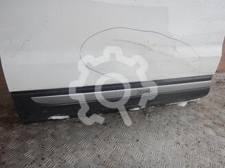 Молдинг двери передней левой Land Rover Range Rover Evoque I 2011 - 2018