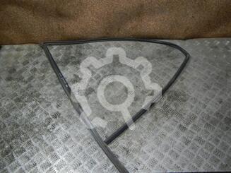 Уплотнитель стекла двери Mazda CX-7 2006 - 2012