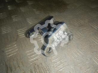 Петля двери Mitsubishi Colt VI [Z20, Z30] 2002 - 2012