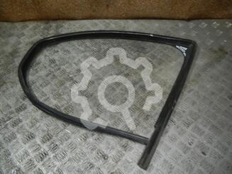 Уплотнитель стекла двери Mitsubishi Colt VI [Z20, Z30] 2002 - 2012