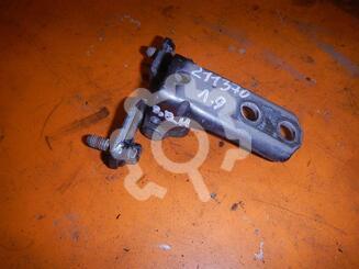 Петля двери Mitsubishi Lancer IX 2000 - 2010
