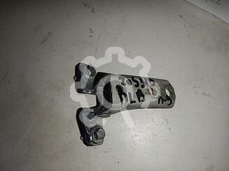 Петля двери передней Mitsubishi Lancer IX 2000 - 2010