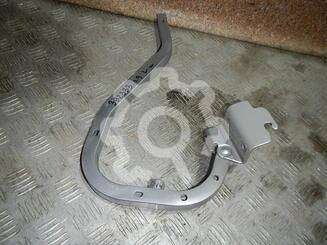 Петля крышки багажника Mitsubishi Lancer IX 2000 - 2010
