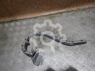Петля крышки багажника Mitsubishi Lancer IX 2000 - 2010