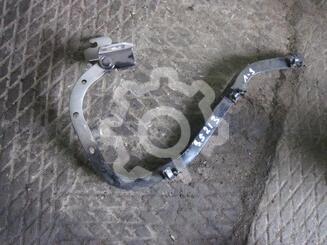 Петля крышки багажника Mitsubishi Lancer IX 2000 - 2010