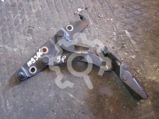 Петля крышки багажника Nissan Primera P12E c 2002 г.