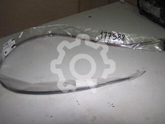 Молдинг стекла лобового Mitsubishi Outlander III 2012 - 2024