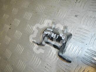 Петля двери Nissan Qashqai (J10) 2006 - 2014