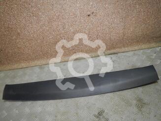 Обшивка двери багажника Mitsubishi Outlander II 2005 - 2013