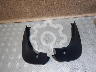 Брызговик Nissan Qashqai (J10) 2006 - 2014