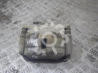 Суппорт передний правый Nissan Qashqai (J10) 2006 - 2014