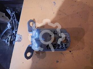 Петля двери Nissan Almera Classic 2006 - 2013