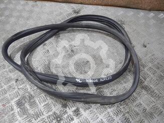 Уплотнитель двери Nissan Almera Classic 2006 - 2013