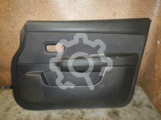 Обшивка двери передней правой Nissan Tiida I [C11] 2004 - 2013