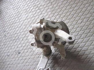 Кулак поворотный передний правый Nissan X - Trail (T30) 2001 - 2006