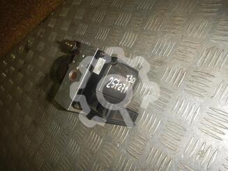 Блок ABS (насос) Nissan X - Trail (T30) 2001 - 2006