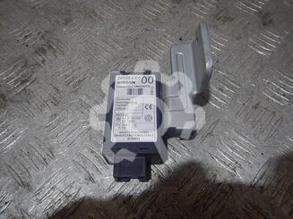 Блок управления центральным замком Nissan X - Trail (T30) 2001 - 2006