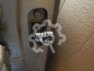 Ограничитель двери Nissan Almera II [N16] 2000 - 2006
