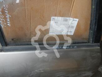 Накладка стекла заднего правого Nissan Almera II [N16] 2000 - 2006