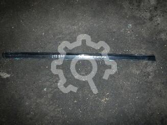 Накладка стекла заднего правого Nissan Almera II [N16] 2000 - 2006