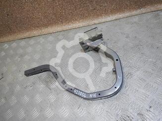 Петля крышки багажника Nissan Almera II [N16] 2000 - 2006
