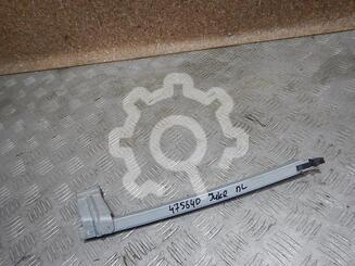 Направляющая стекла двери Nissan Juke (F15) c 2011 г.