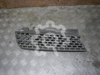 Решетка радиатора Nissan Micra III [K12] 2002 - 2010