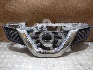 Решетка радиатора Nissan X - Trail (T32) c 2014 г.